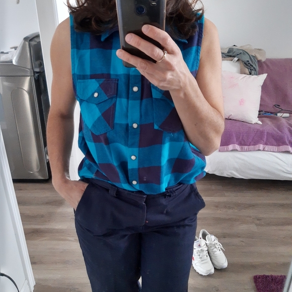 COPY - Sleevless plaid - Picture 3 of 7